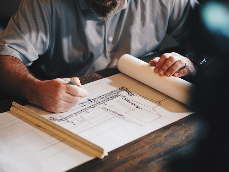 COMMERCIAL ARCHITECTURE